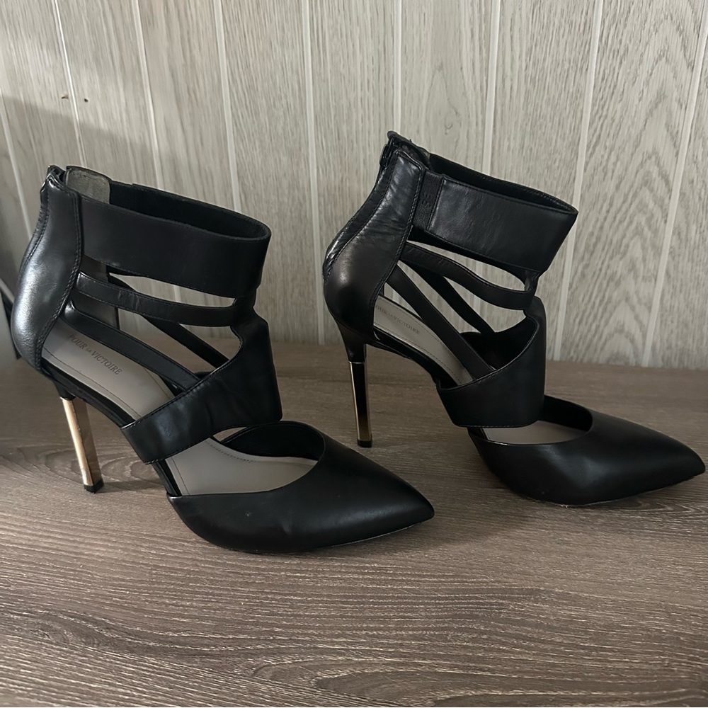 Pour la Victoria Zanie Heel Heeled Sandal 9.5 Black Cage Gold Leather Revolve - Picture 2 of 9